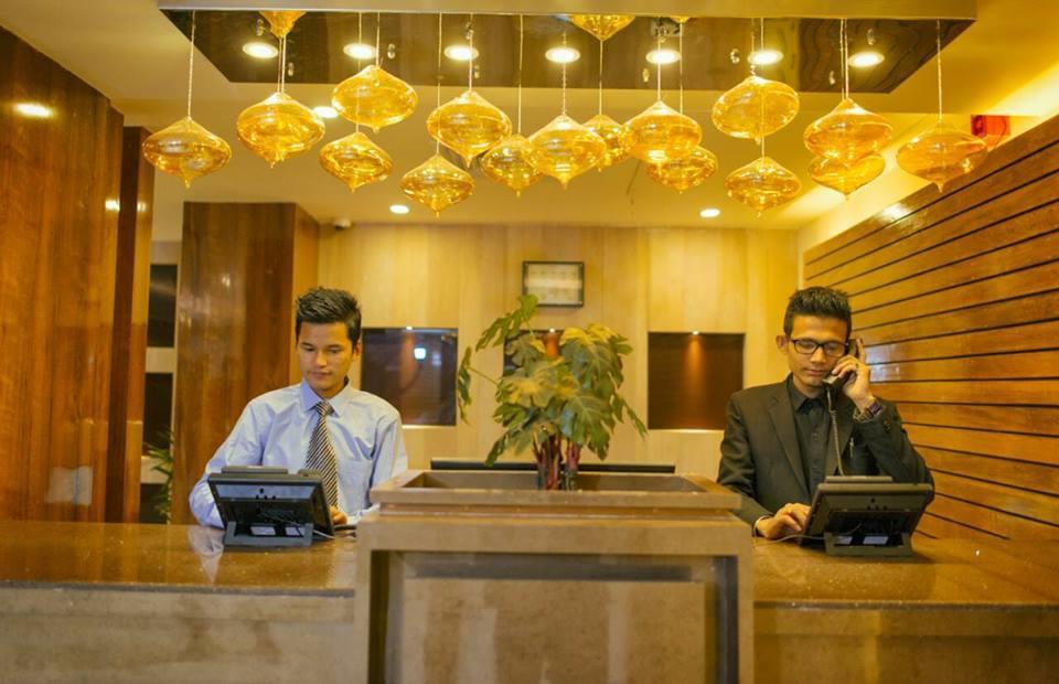 Prism A Boutique Hotel Jorhāt Kültér fotó
