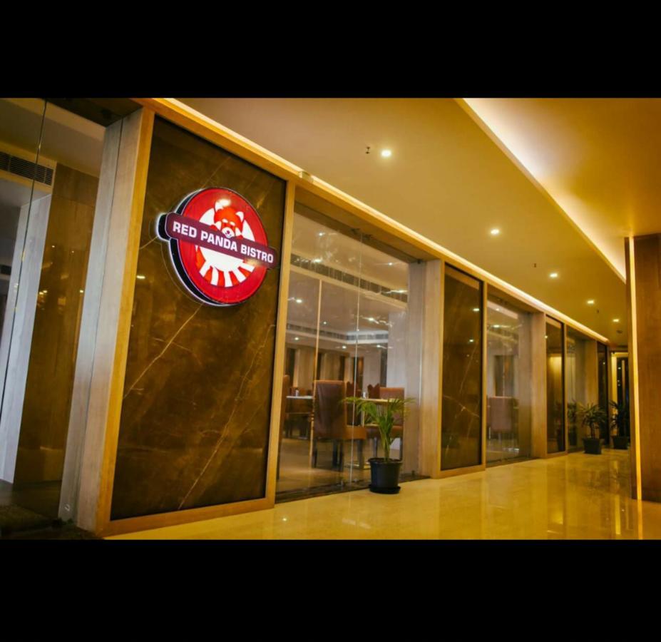 Prism A Boutique Hotel Jorhāt Kültér fotó